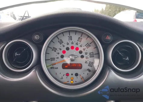 2002 Mini Cooper S z USA, uszkodzony, nr VIN WMWRE33442TD55893